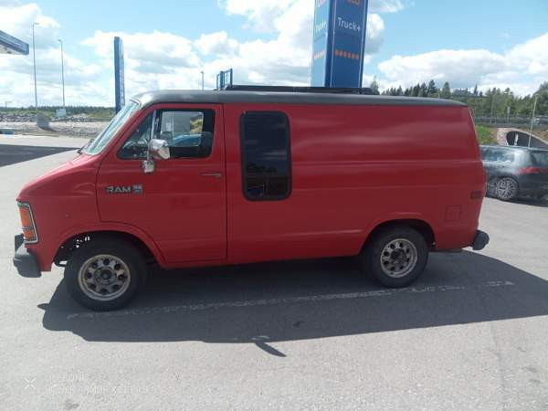 Dodge Ram B250 Sastamala - valokuva 1