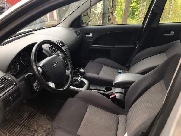 Ford Mondeo Luga - valokuva 6