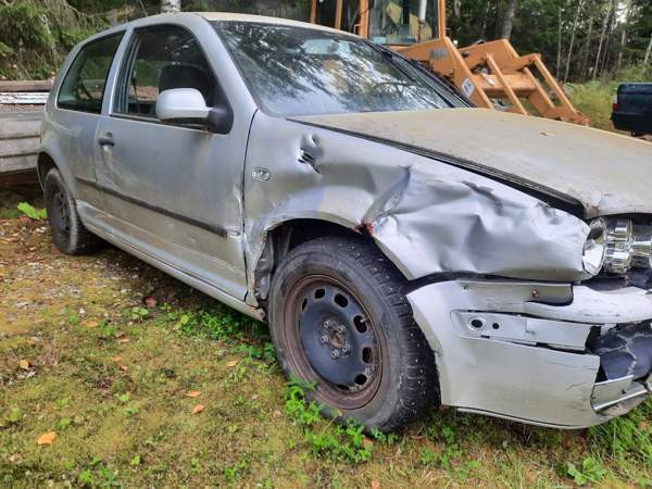 Volkswagen Golf Sarov - valokuva 2