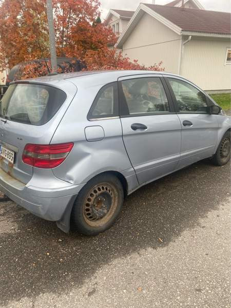 Mercedes-Benz B Вихти - изображение 2