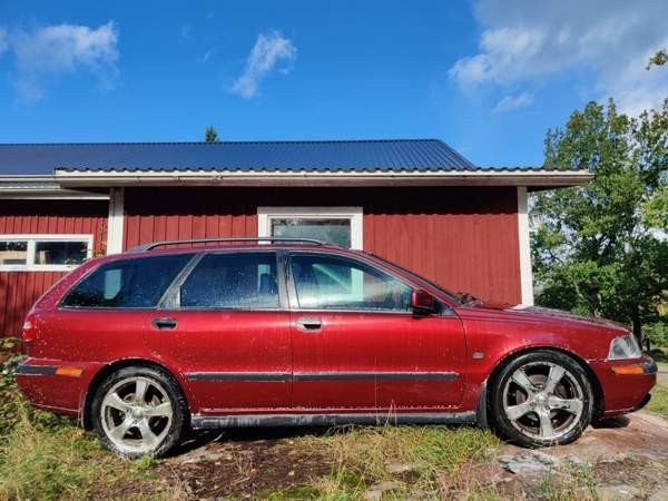 Volvo V40 Kirkkonummi - photo 2