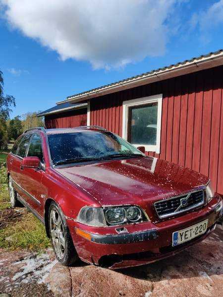 Volvo V40 Kirkkonummi - photo 1