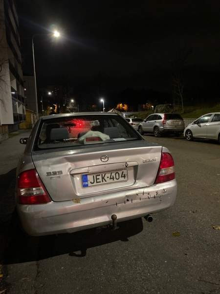 Mazda 323 Kuopio - valokuva 2