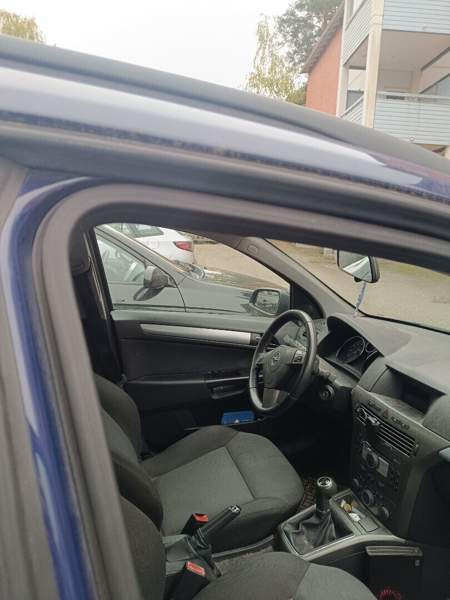 Opel Astra Helsinki - valokuva 3