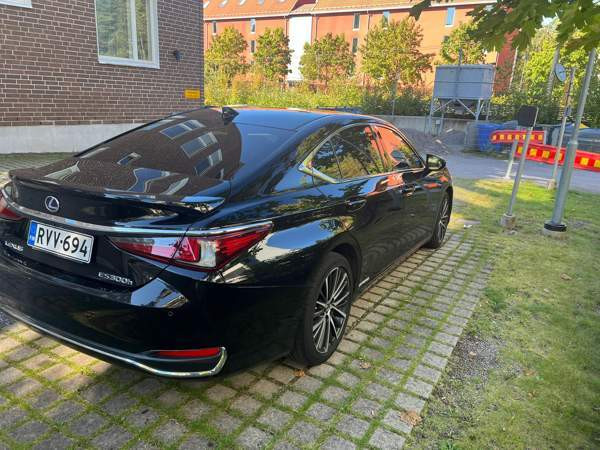 Lexus ES300 Helsinki - valokuva 7