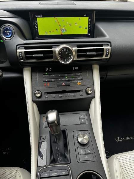 Lexus RC Riihimäki - valokuva 8