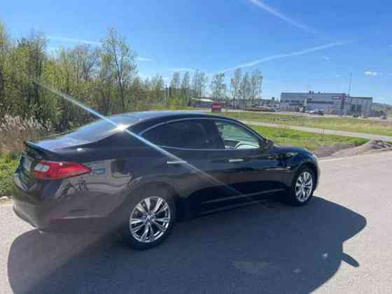 Infiniti Q70 Коувола