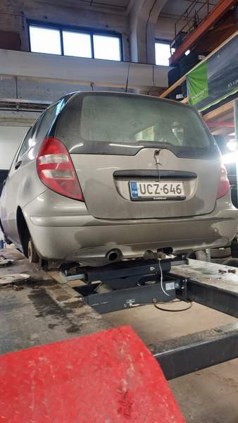 Mercedes-Benz 180 Luga – foto 4