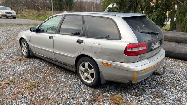 Volvo V40 Макао - изображение 4