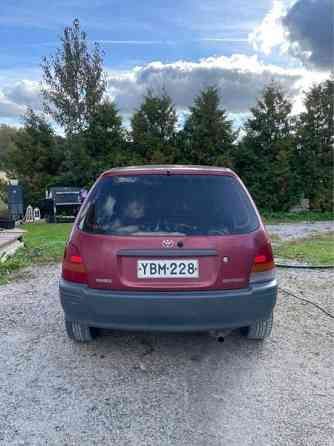 Toyota Starlet Саров