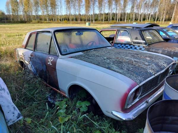 Ford Cortina Pihtipudas - valokuva 2