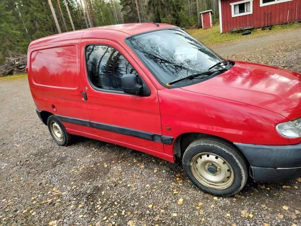 Peugeot Partner Kiihtelysvaara - valokuva 2