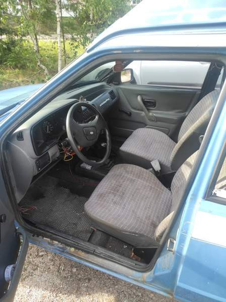 Ford Escort Express Hollola - valokuva 2