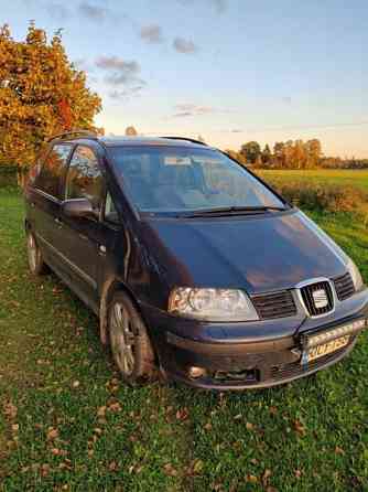 Seat Alhambra Alahärmä