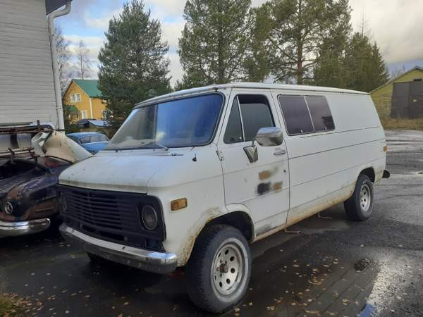 Chevrolet Chevy Van Tuusniemi - valokuva 1