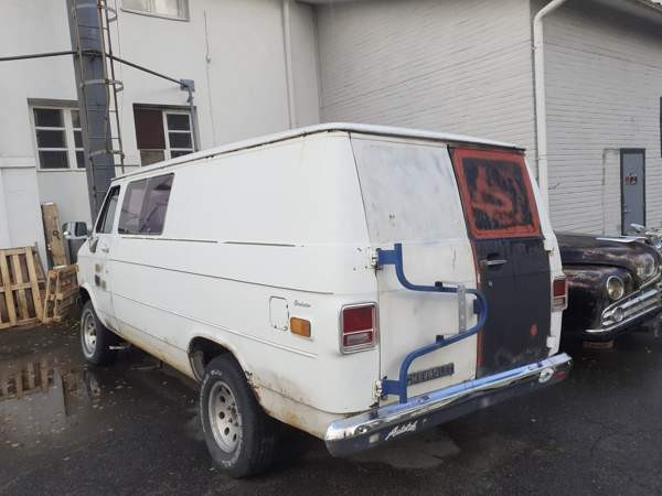 Chevrolet Chevy Van Tuusniemi - valokuva 2