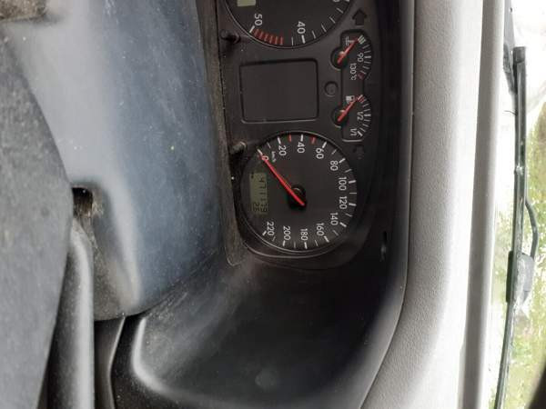 Volkswagen Transporter Iisalmi - valokuva 3