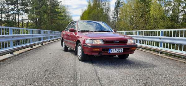 Toyota Carina II Siilinjärvi - valokuva 1