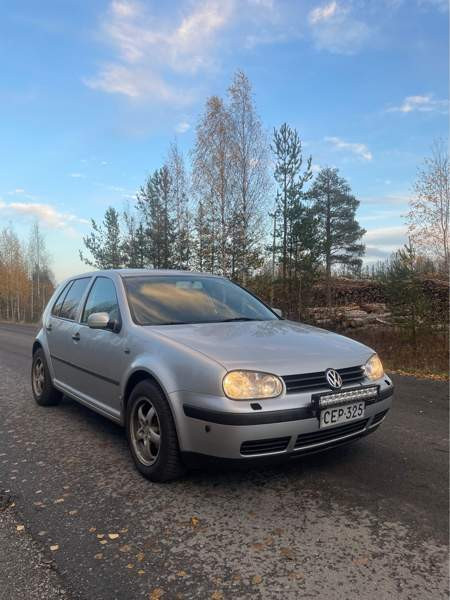 Volkswagen Golf Liperi - valokuva 1