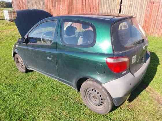 Toyota Yaris Turtkul