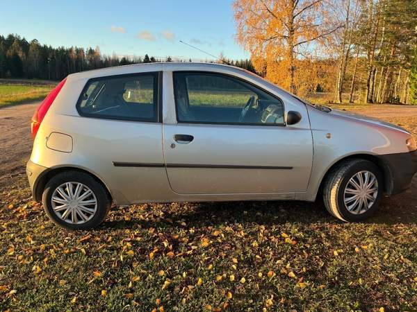 Fiat Punto Углеуральский - изображение 7