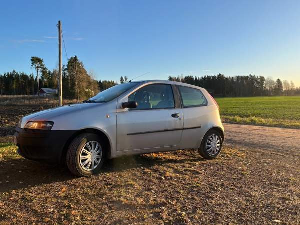 Fiat Punto Углеуральский - изображение 2