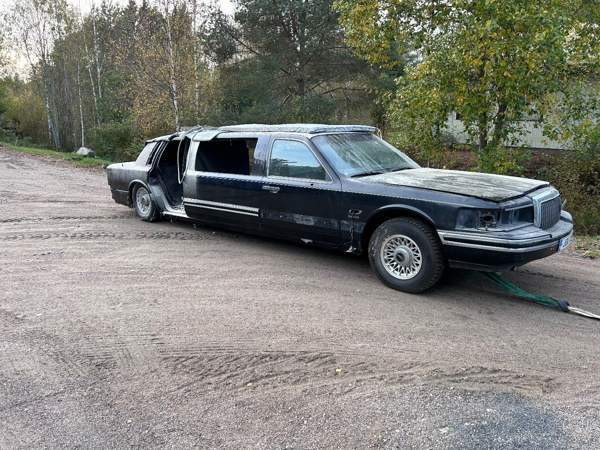 Lincoln Town Car Rauma - photo 3