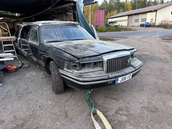 Lincoln Town Car Rauma - photo 6