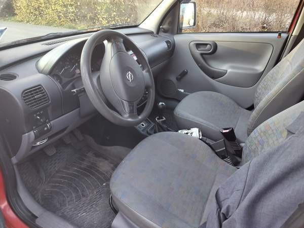 Opel Combo Espoo - valokuva 5