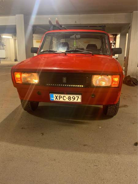 Lada 2105 Chukotskiy Avtonomnyy Okrug - valokuva 3