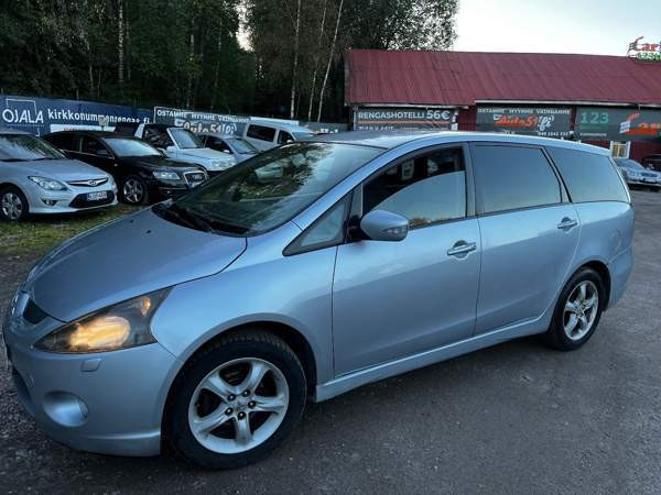 Mitsubishi Grandis Kirkkonummi - valokuva 2