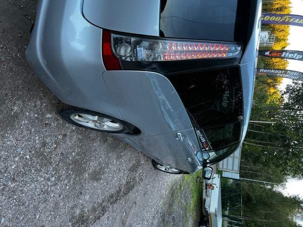 Mitsubishi Grandis Kirkkonummi - valokuva 3