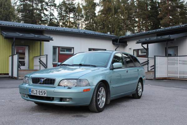 Volvo V40 Jaervenpaeae – foto 2