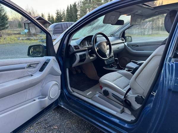 Mercedes-Benz A Oulu - valokuva 5