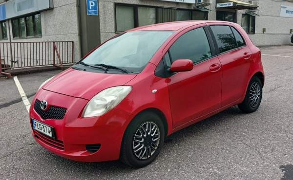 Toyota Yaris Vantaa - photo 3