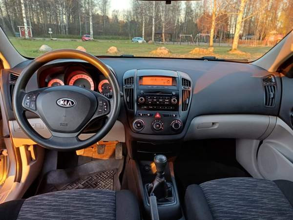 Kia Ceed Loppi – foto 3