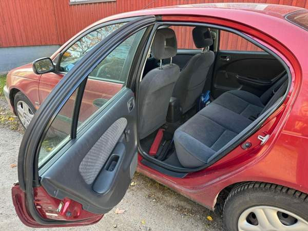 Toyota Avensis Якобстад - изображение 3