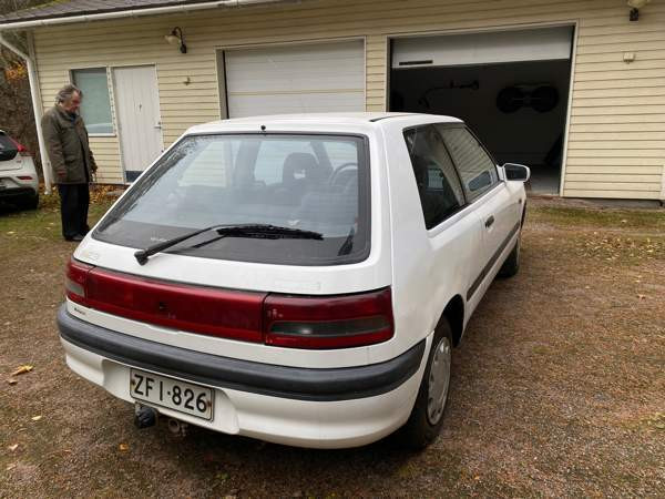 Mazda 323 Kirkkonummi - photo 4