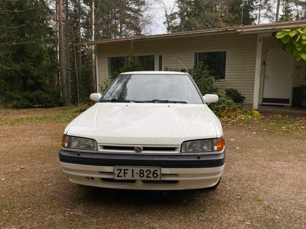 Mazda 323 Kirkkonummi - photo 1