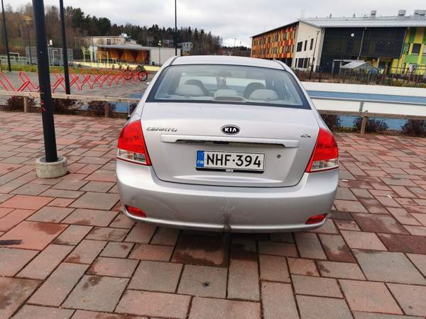 Kia Cerato Kirkkonummi - valokuva 3