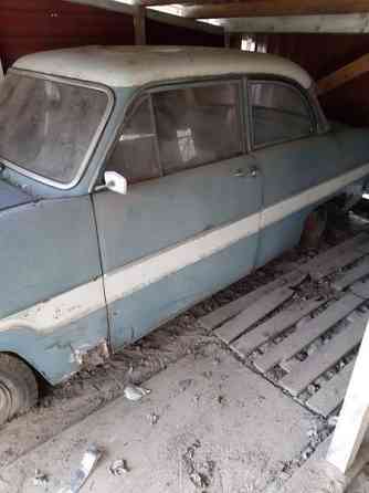 Ford 12 M Loppi