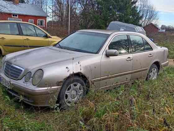 Mercedes-Benz E Siikalatva