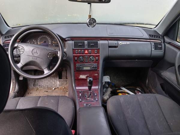 Mercedes-Benz E Siikalatva – foto 6