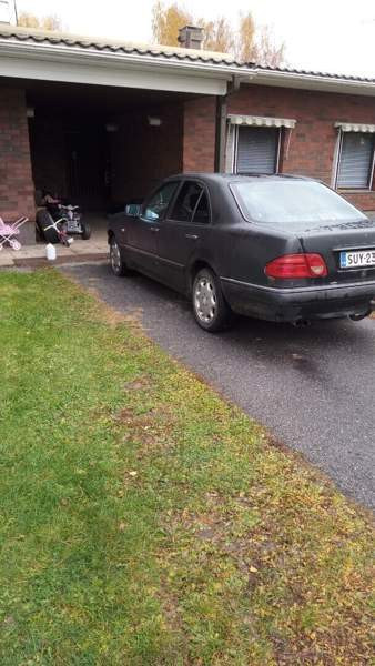 Mercedes-Benz 320 Kihniö - valokuva 3