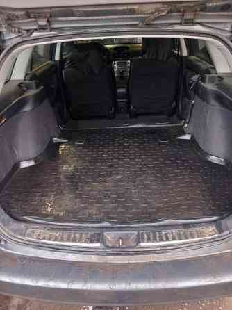 Toyota Avensis Piippola