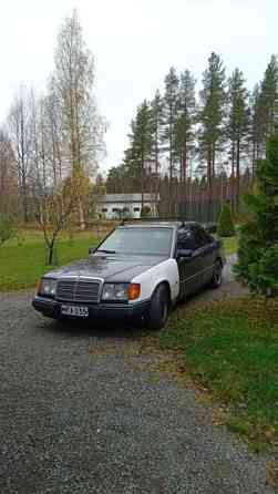 Mercedes-Benz 300 Perho