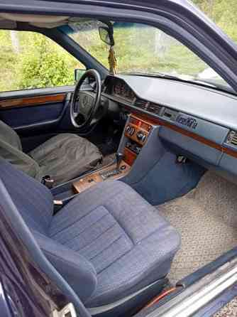 Mercedes-Benz 300 Perho