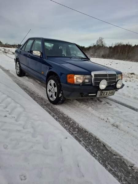 Mercedes-Benz 190 Siikainen - изображение 4