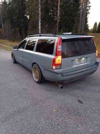 Volvo V70 Multia