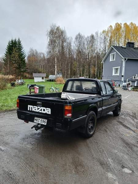 Mazda 2000 Paltamo - photo 4